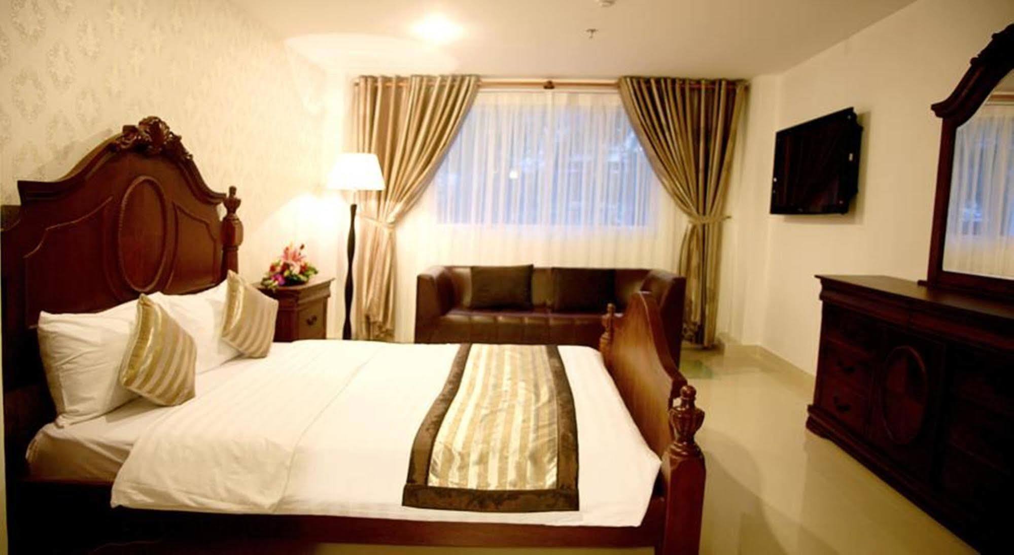 New Sunny Hotel โฮจิมินห์ซิตี้ ภายนอก รูปภาพ