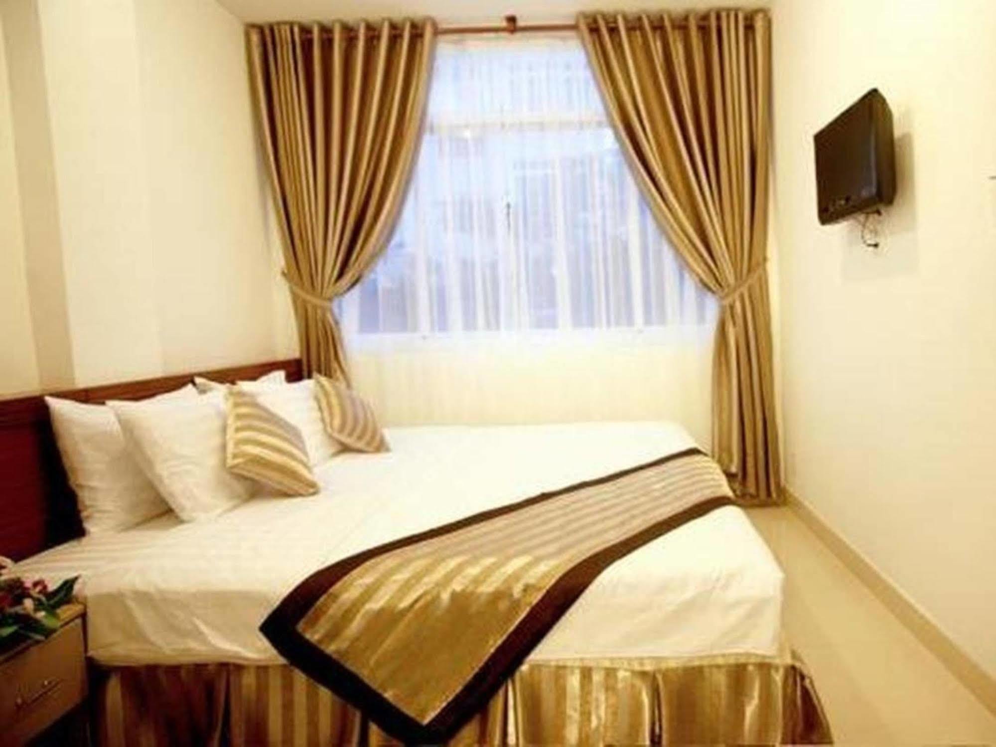 New Sunny Hotel โฮจิมินห์ซิตี้ ภายนอก รูปภาพ