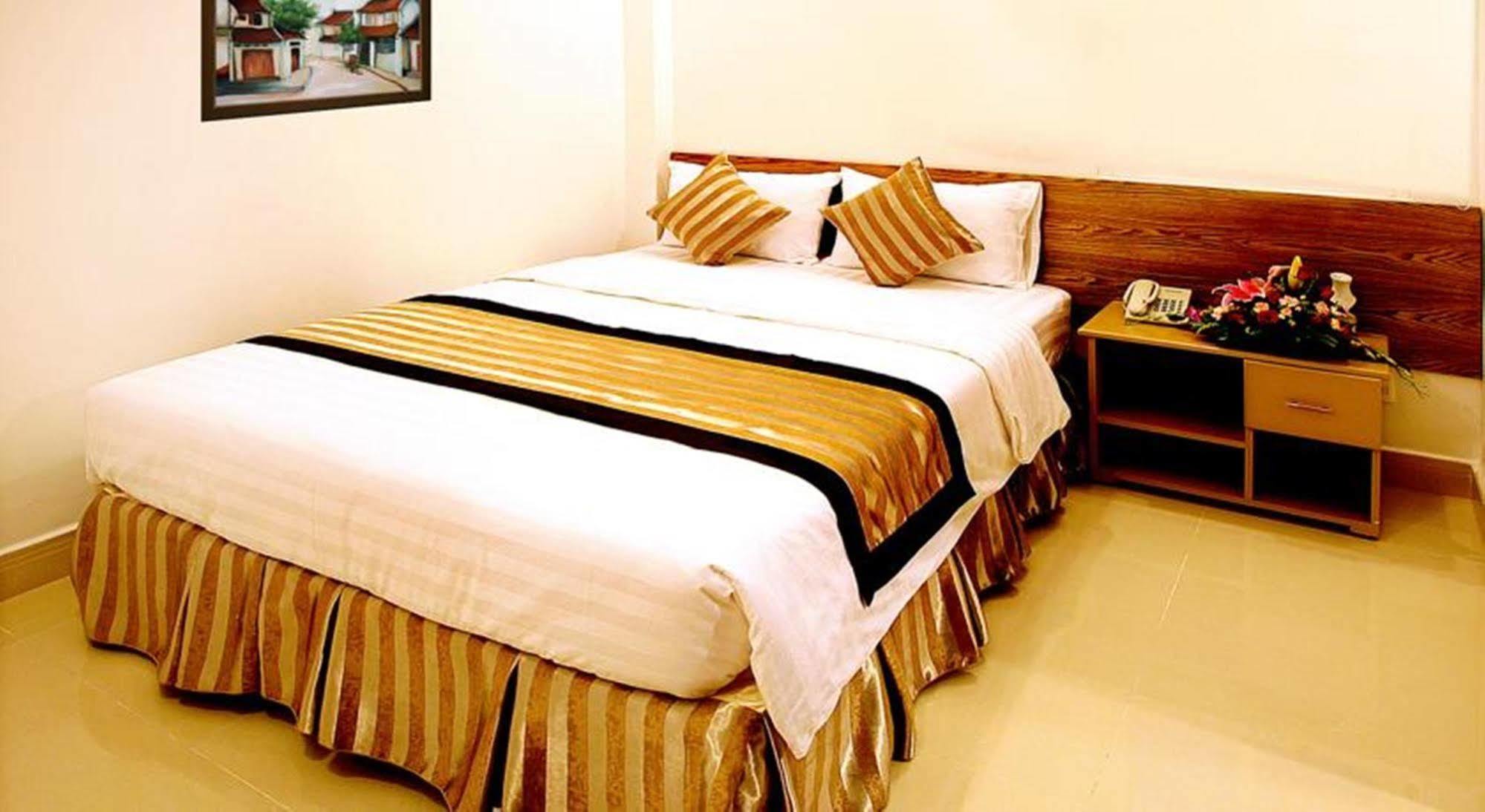 New Sunny Hotel โฮจิมินห์ซิตี้ ภายนอก รูปภาพ