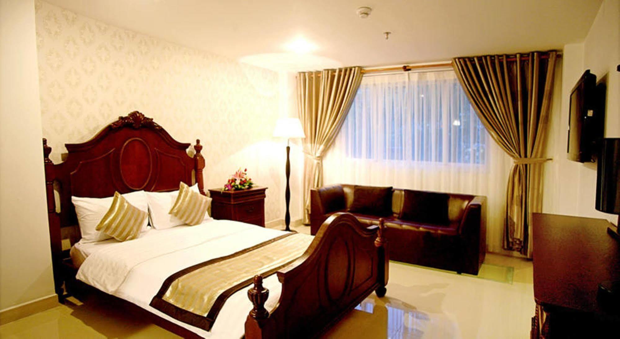 New Sunny Hotel โฮจิมินห์ซิตี้ ภายนอก รูปภาพ